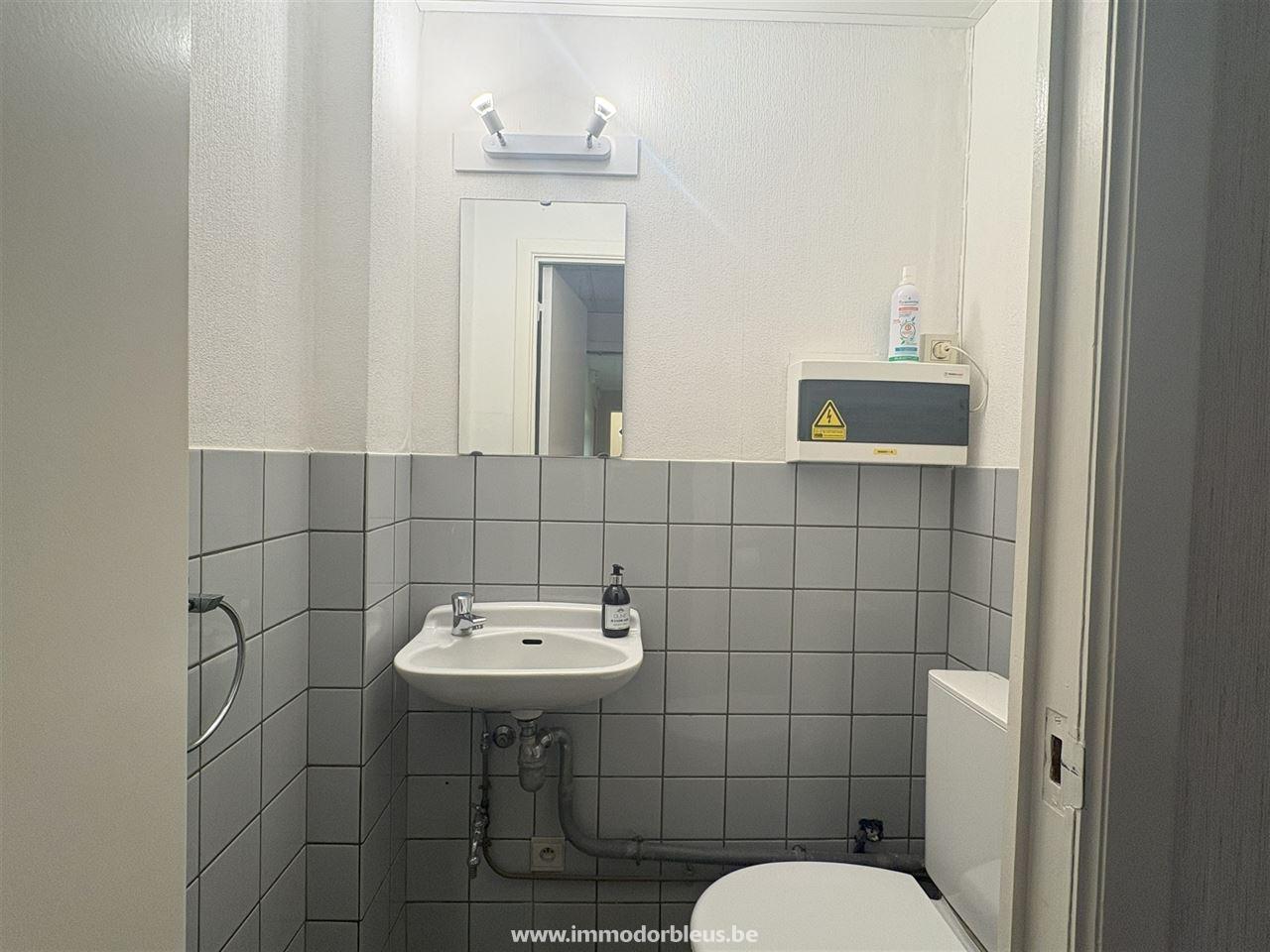 a-louer-appartement-lige-3021-6.jpg